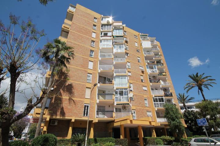 Apartamento en Arroyo de la Miel de dos dormitorios y terraza photo 0