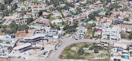 Parcela edificable en la Sierrezuela. photo 0