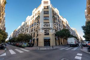 Piso En venta en Calle De Lope De Rueda, Retiro, Madrid photo 0
