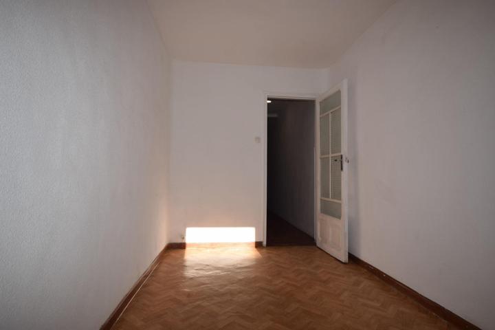 VENTA PISO EN CALLE CASTILLA photo 0