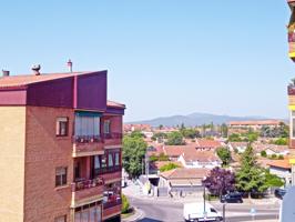 Piso en venta en la zona Norte sw Colmenar Viejo. photo 0