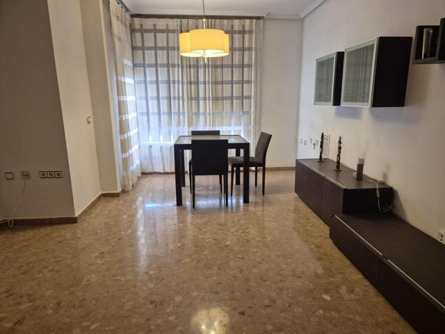 PISO EN PERFECTO ESTADO CON GARAJE Y TRASTERO photo 0