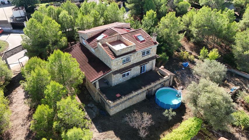 CHALET URBANO MAS PARCELA EN CASINOS photo 0