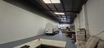 Nave en venta en Lliria photo 0