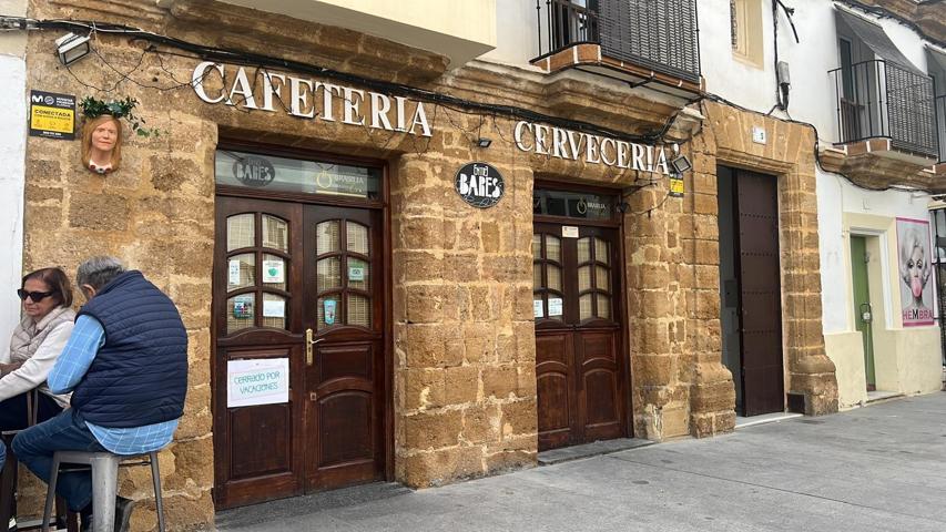 ¡Oportunidad única en el centro de Rota! photo 0