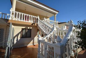 Espectacular chalet en Orihuela zona Urb. Montepinar, 344 m2. y parcela de 2737 m2. photo 0