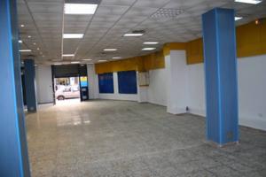 Alquiler local comercial en Orihuela, 120 m2. de superficie, con 1 aseo. photo 0