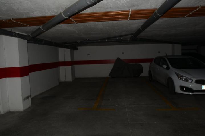 Alquiler de plaza de garaje en Orihuela, calle Castellón. Superficie de 16 m2. photo 0
