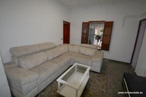 ¡¡¡GRAN BAJADA DE PRECIO!!! Casa a escasos minutos de Orihuela con gran patio trasero abierto photo 0