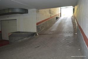 Venta de plaza de garaje cerrada en Orihuela, zona C- Obispo Rocamora, 14 m2. photo 0