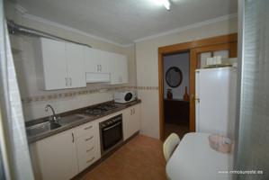 Piso en planta baja muy económico, a la venta en Orihuela zona Barrio de las Angustias, 70 m2. photo 0