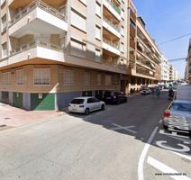 Garaje cerrado en Torrevieja, zona Playa del Cura, a tan solo 100 metros de la playa. photo 0
