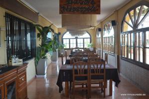 ¡¡ GRAN OPORTUNIDAD, NEGOCIO !! Bar - Restaurante en venta en Jacarilla, Urbanización Vistabella, 320 m2. construidos de local. photo 0