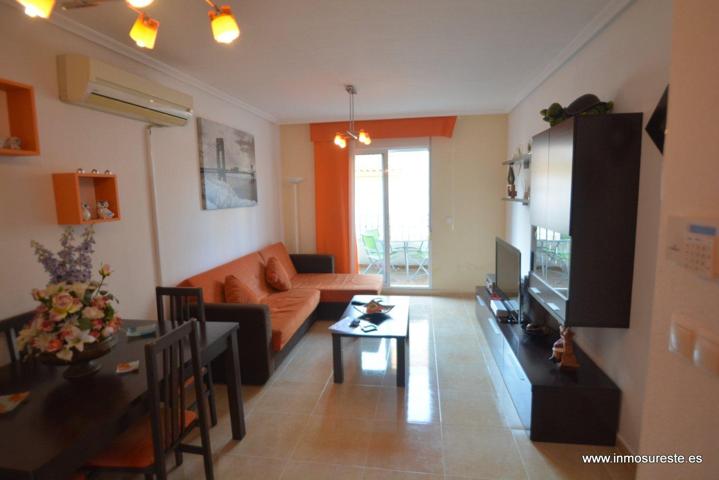 ¡¡ GRAN OPORTUNIDAD !! Magnífico bungalow en planta alta, con solárium y piscina comunitaria. photo 0