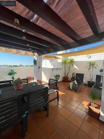 ATICO CON TERRAZA DE 80 M2 Y CON VISTAS AL MAR EN LA MEJOR URBANIZACION DE CAMPO DE GOLF photo 0