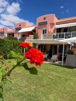 EXCLUSIVA PROPIEDAD CON 150 M2 DE JARDIN EN LA PARTE BAJA DE CAMPO DE GOLF 3 DORMITORIOS + 1 photo 0