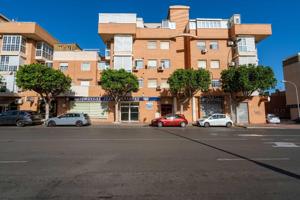 Piso En venta en Torrecardenas, Almeria photo 0