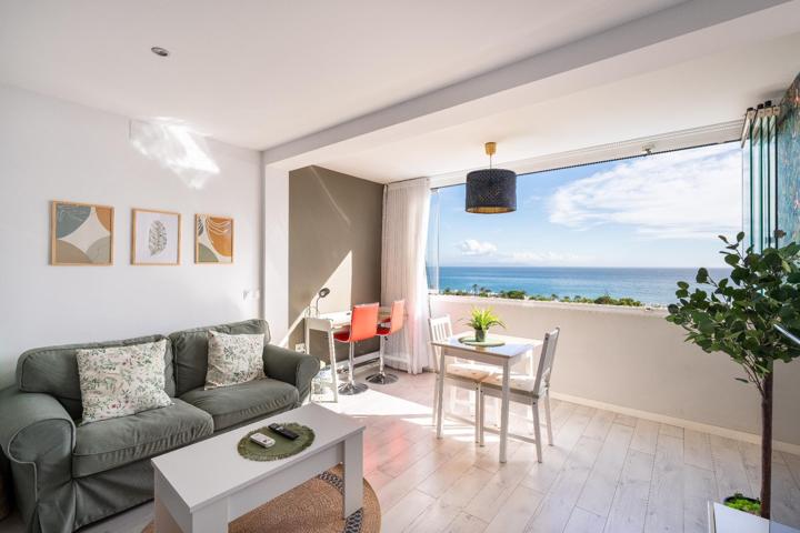 Estudio con vistas al mar – Ideal para inversión turística en Aguadulce Sur photo 0