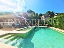 Chalet independiente con gran jardín y piscina en Can Cabot, Argentona photo 0