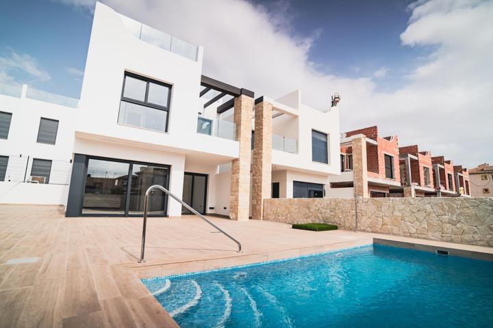 Bungalows y chalets de obra nueva en Pilar de la Horadada photo 0