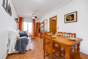 Bonito apartamento cerca de la playa en Torrevieja photo 0