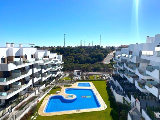 Precioso apartamento con plaza de garaje en Orihuela Costa photo 0
