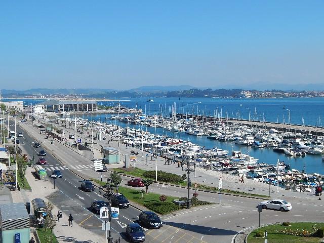 Parking En alquiler en Castelar, Santander photo 0