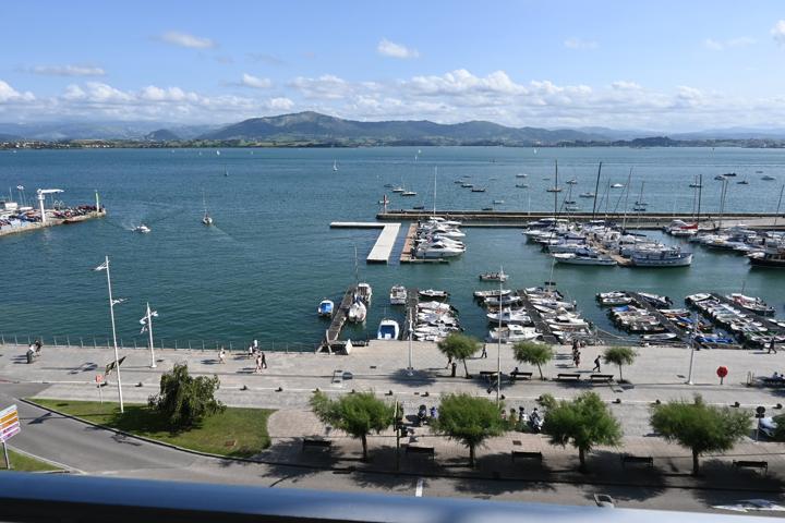 Piso En alquiler en Castelar, Santander photo 0