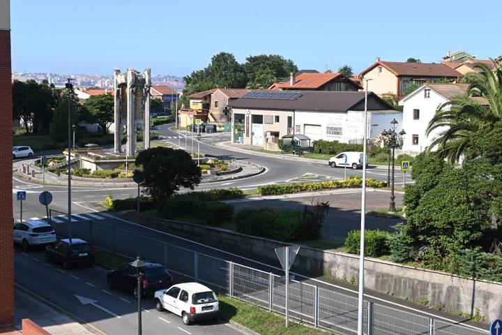 Piso En venta en Avenida De Parayas, Maliaño photo 0
