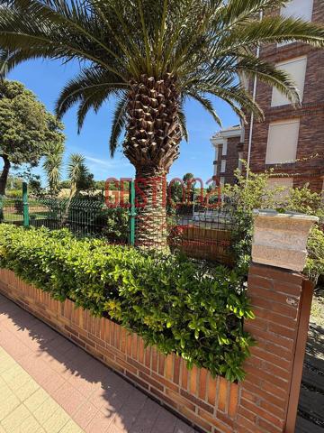 BAJO CON AMPLIA TERRAZA JARDIN A 100M DE LA PLAYA DE RIS. NOJA photo 0