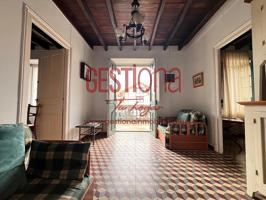 Casa con gran potencial en el centro de Noja photo 0