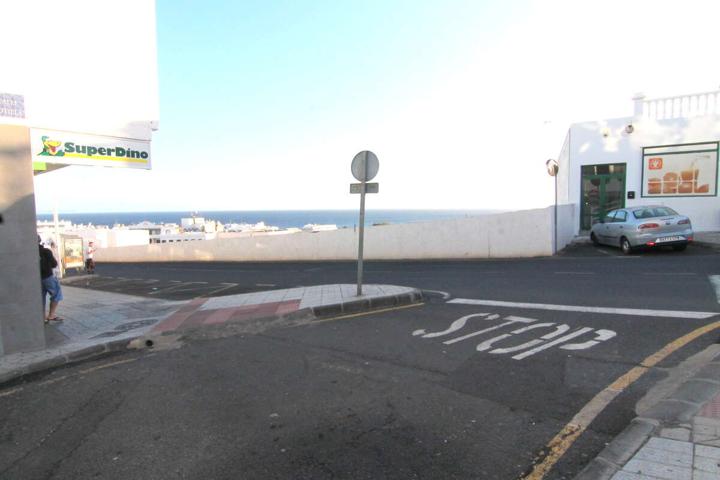 LOCAL A PIE DE CALLE EN PUERTO DEL CARMEN photo 0