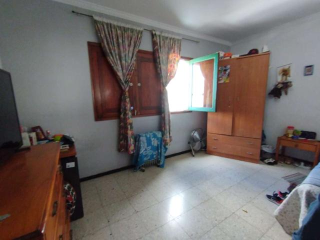 Venta edificio a dos calles photo 0