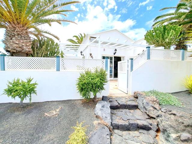 Bungalow en Charco Del Palo photo 0