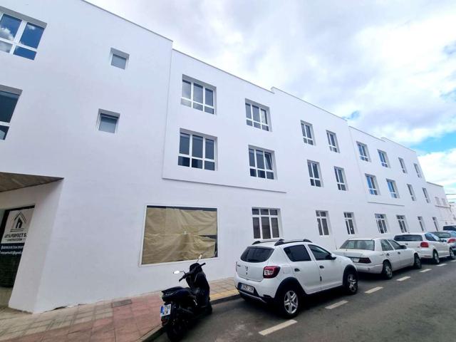 Venta Local comercial - Arrecife, Las Palmas, Lanzarote photo 0