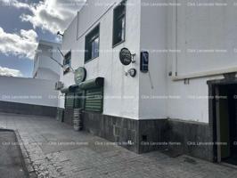 SE VENDE LOCAL COMERCIAL CONVERTIBLE A VIVIENDA, AL LADO DE LA PLAYA EN PUERTO DEL CARMEN photo 0