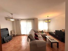 PISO EN VENTA EN BURJASSOT CON GARAJE Y TRASTERO photo 0