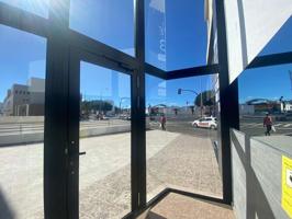Increible oficina con prestaciones de vivienda en el centro de Arrecife. photo 0