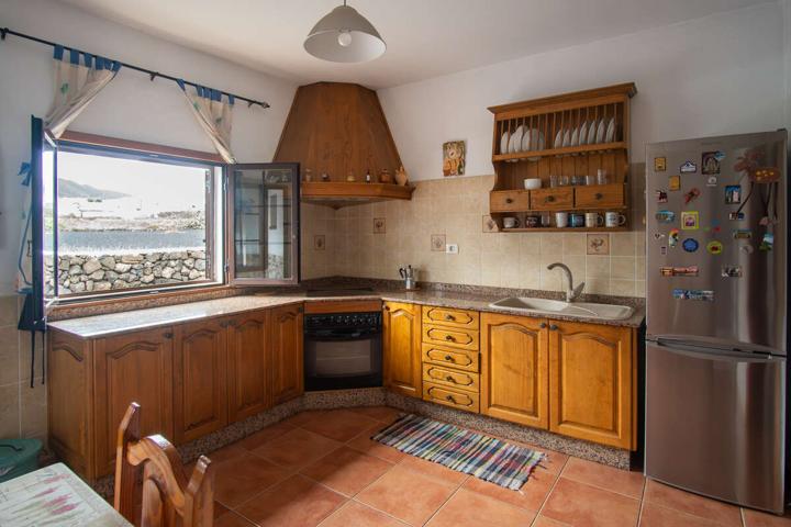 Casa de una sola planta en el entorno rural de Maguez photo 0