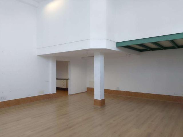 Local comercial con prestaciones de vivienda - Arrecife photo 0