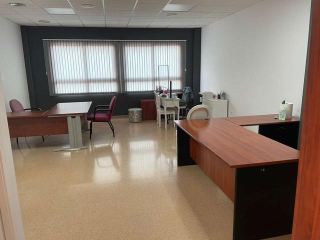 Venta Oficina - Huércal de Almería photo 0