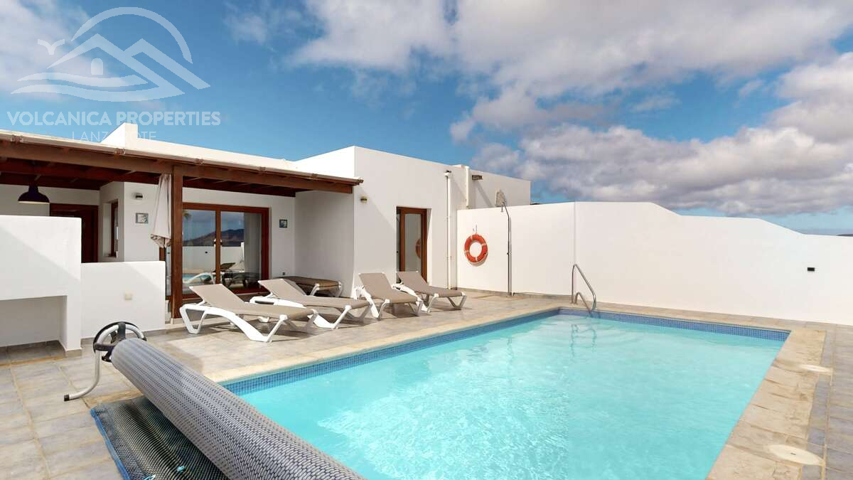 (Ref.562342 - HVJO) Villa recientemente modernizada con licencia VV en Playa Blanca photo 0