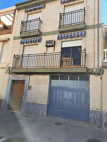 Ideal Familias y Esudiates photo 0