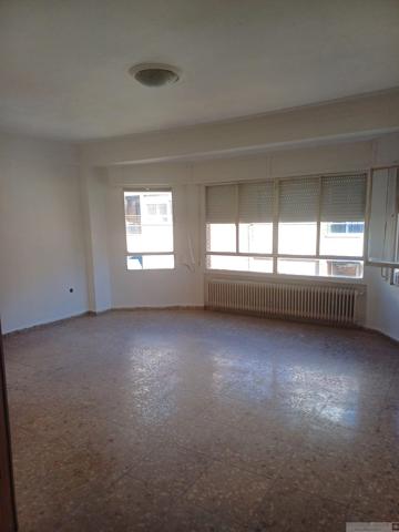 Piso En venta en Centro, Albacete photo 0