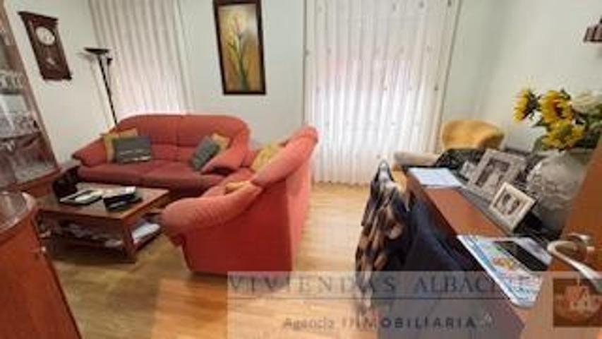 Piso En venta en Parque Abelardo Sanchez, Albacete photo 0