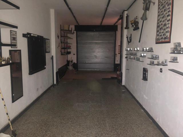 Local VENTA en Castellón zona Asensi, 160 m. , un baño photo 0
