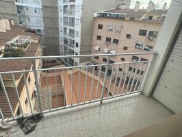 Piso VENTA en Castellón zona RONDA MIJARES, 105 m., 4 habitaciones, 1 baño photo 0