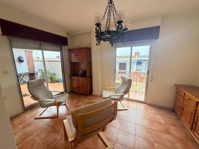 Apartamento de 2 dormitorios de alquiler en La Mata Torrevieja photo 0