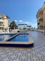 Apartamento en alquiler en Torrevieja, cerca del mar photo 0