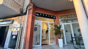 🌟 Salón de Belleza y Peluquería totalmente equipado en alquiler – Ubicación turística prime, Puerto Deportivo, Torrevieja 🌟 photo 0